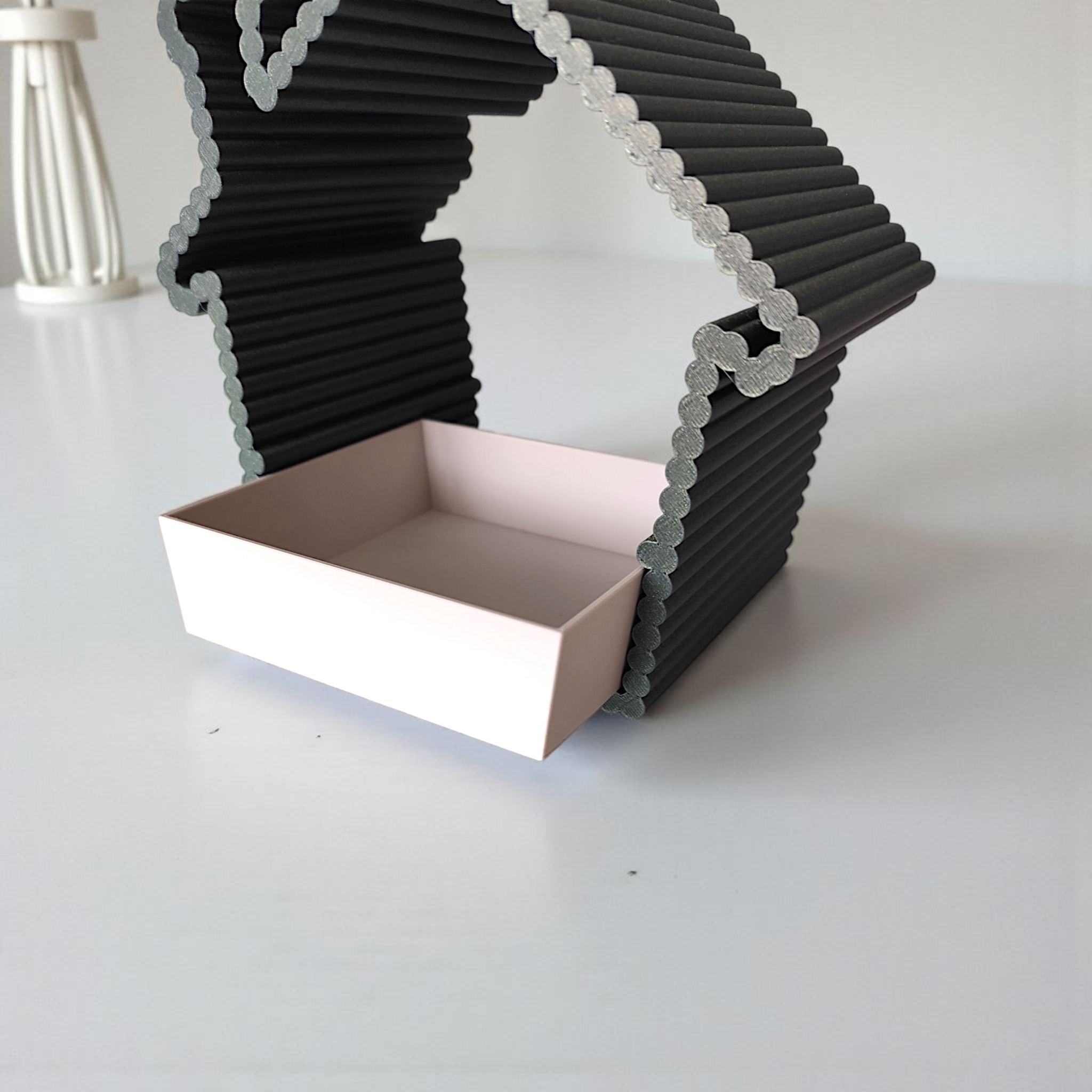 Ribbed bird feeder with removable feeding compartment 3D print product image 4 by Deltaprints