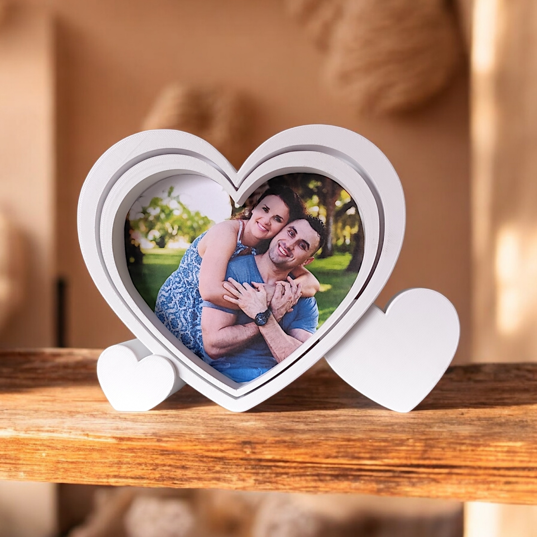 Heart-shaped picture frame with cutting template commercial STL file Desk Accessories by Deltaprints