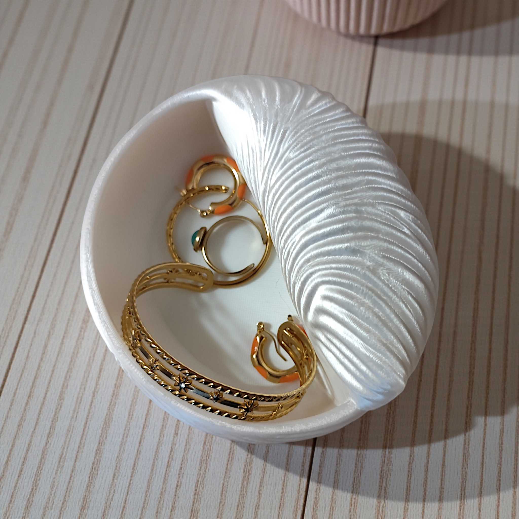 Sweet little seashell jewelry bowl 3D print product image 2 by Deltaprints