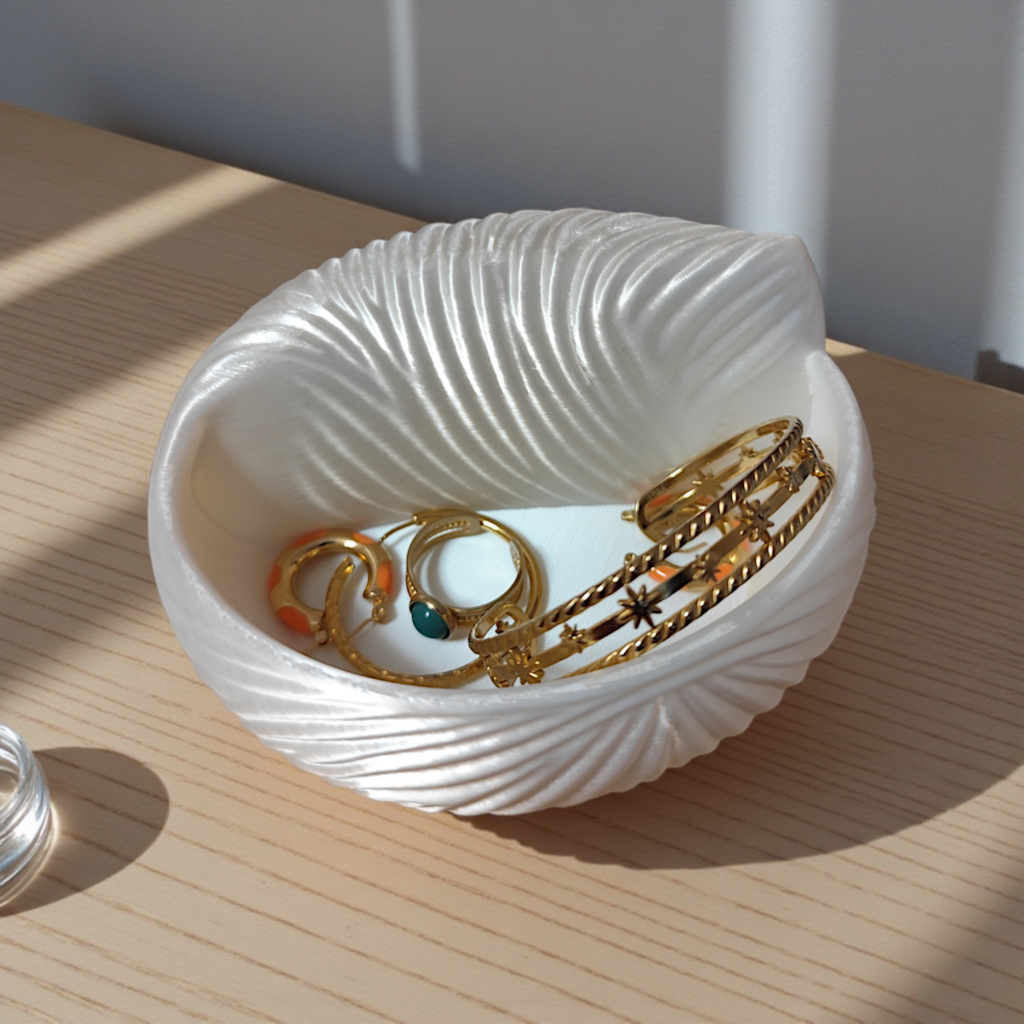 Sweet little seashell jewelry bowl – commercial STL model for 3D printing by Deltaprints