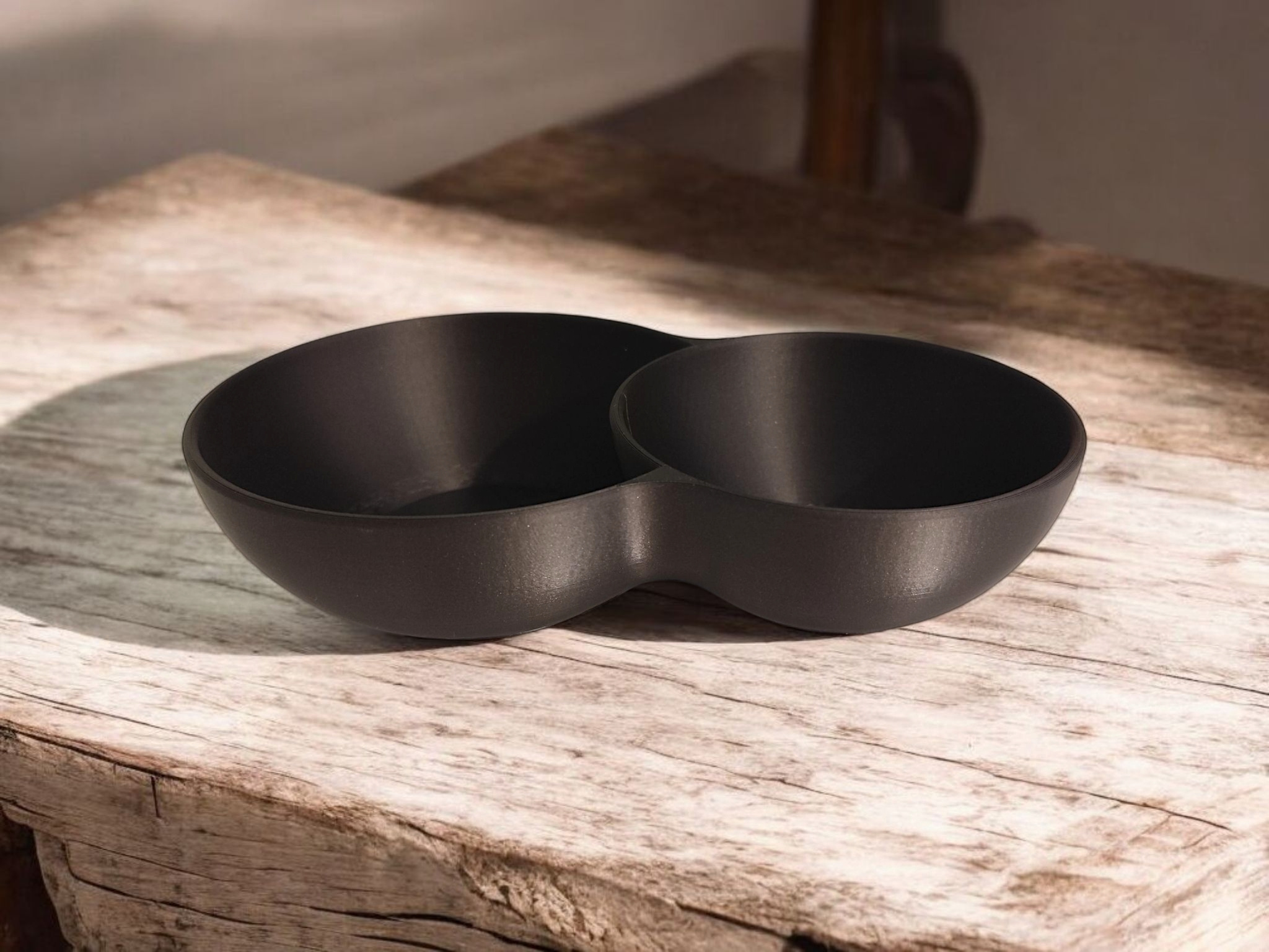 Snack Bowl With Two Compartments 3D print product image 2 by Deltaprints