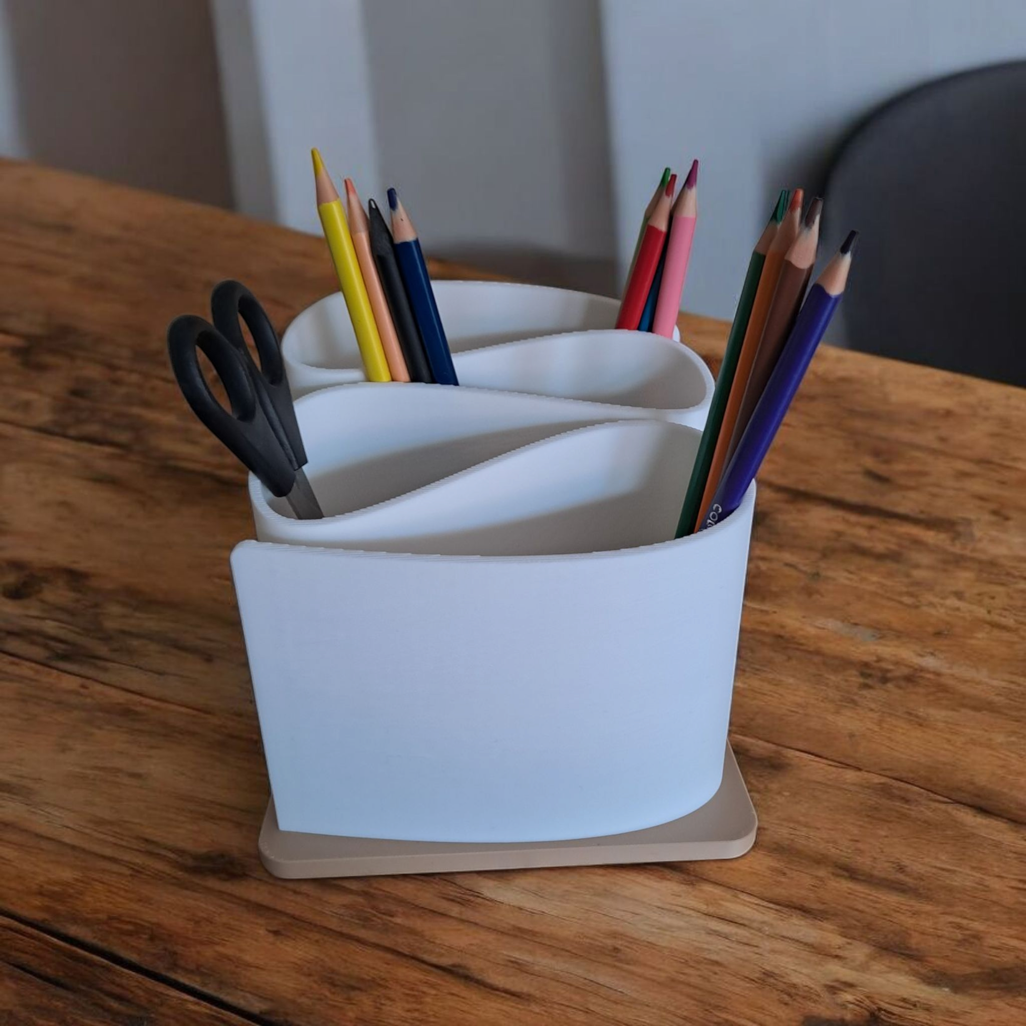 Modern Curved Office Organizer 3D print product image 4 by Deltaprints