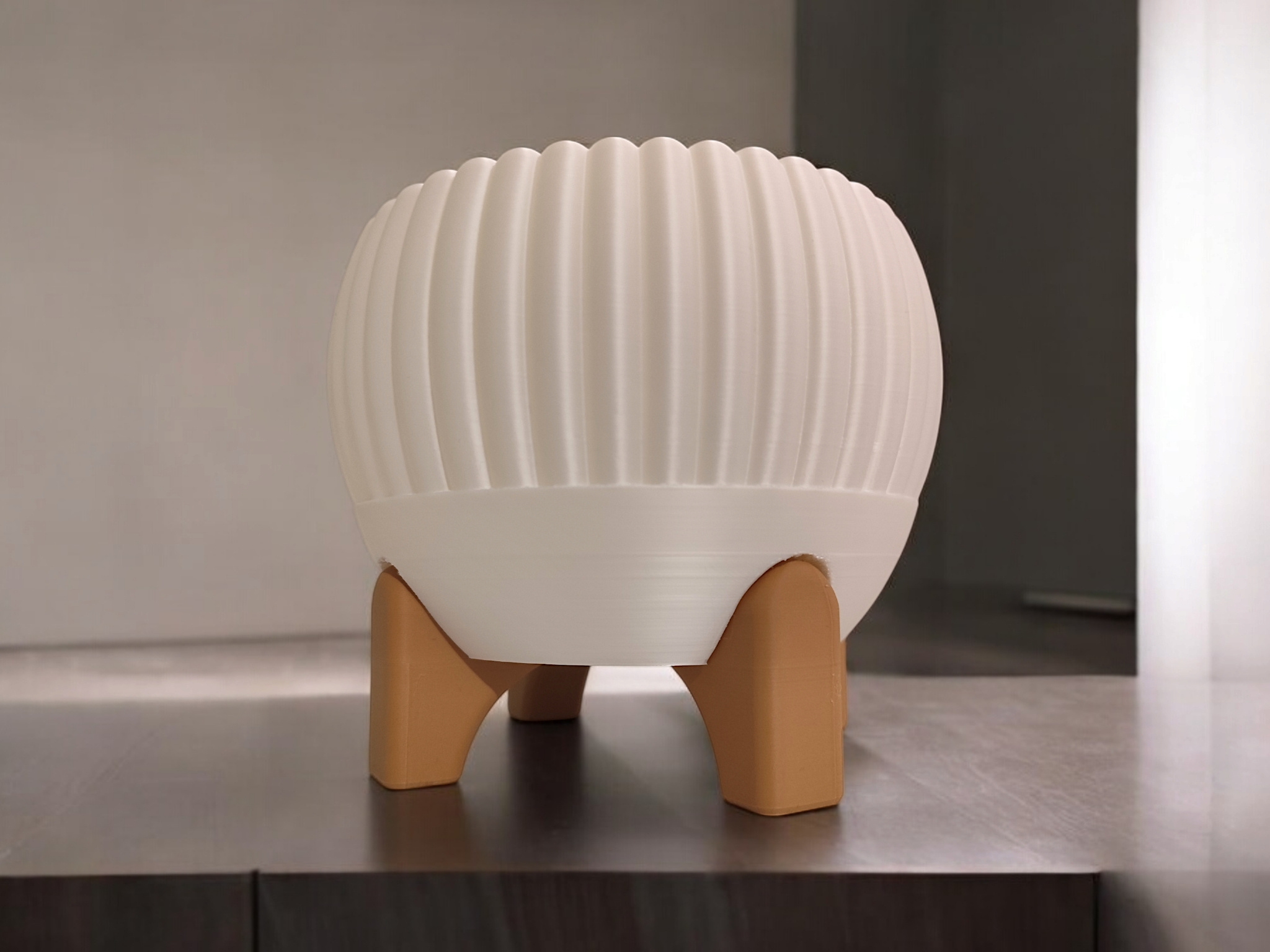Mid-Century Plant Pot „Luma“ 3D print product image 2 by Deltaprints