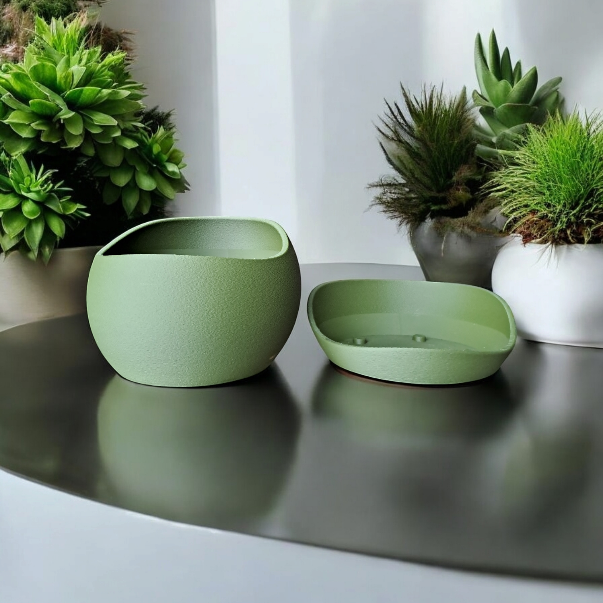 Shark Skin Plant Pot With Saucer 3D print product image 2 by Deltaprints