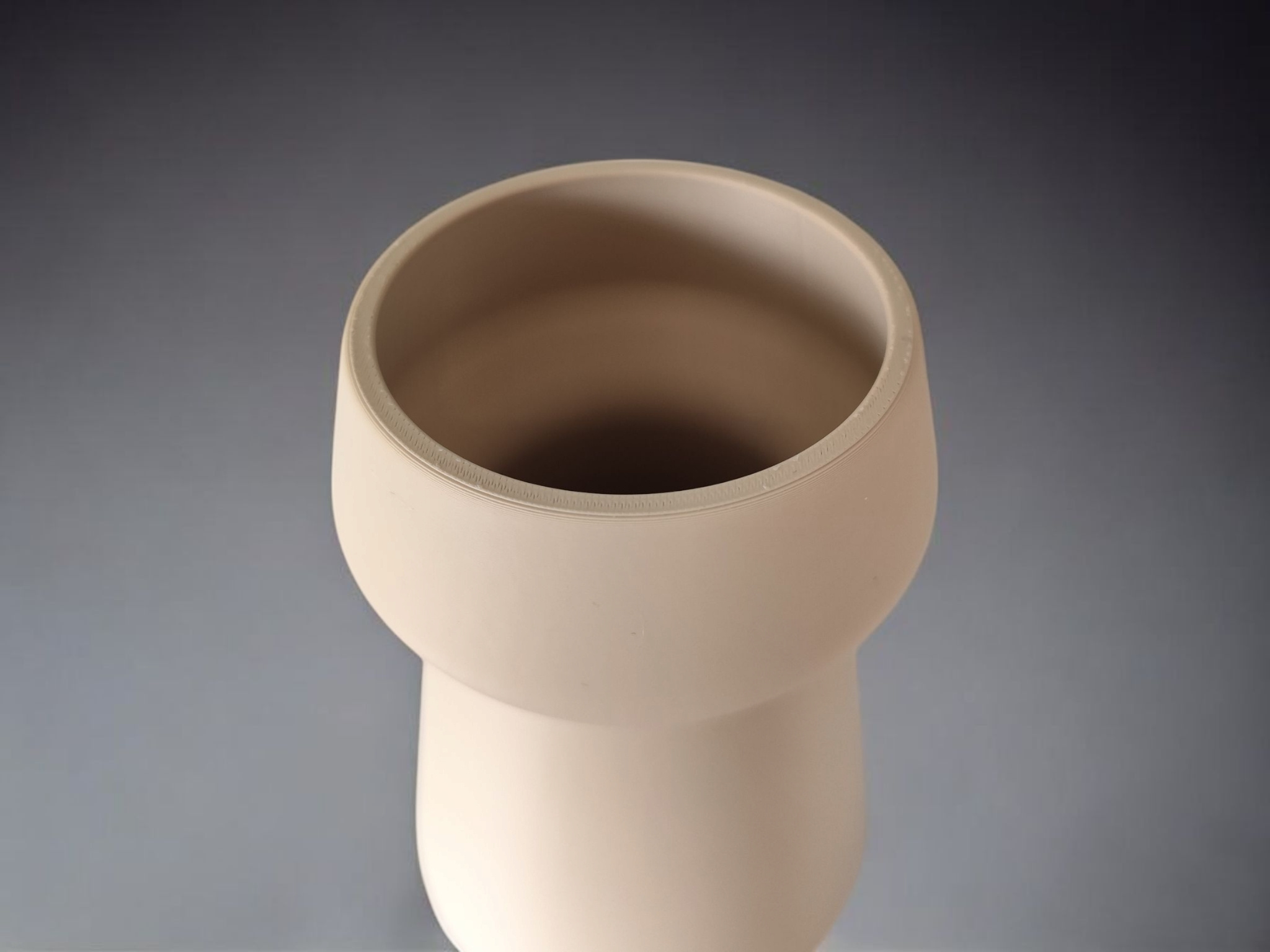 Minimalist Cone Vase “Athen” 3D print product image 2 by Deltaprints