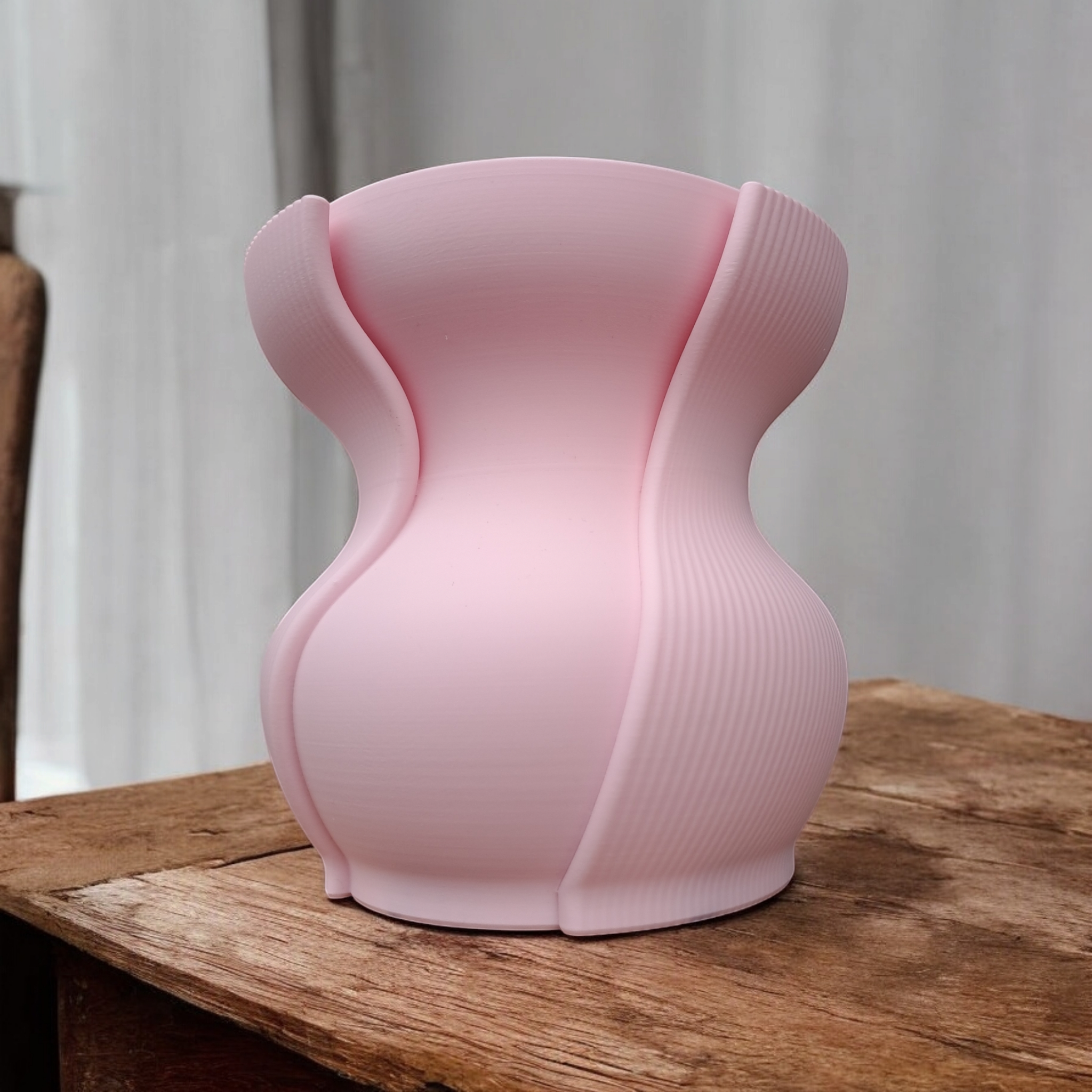 Ribbed Design Vase „Aera“ 3D print product image 4 by Deltaprints