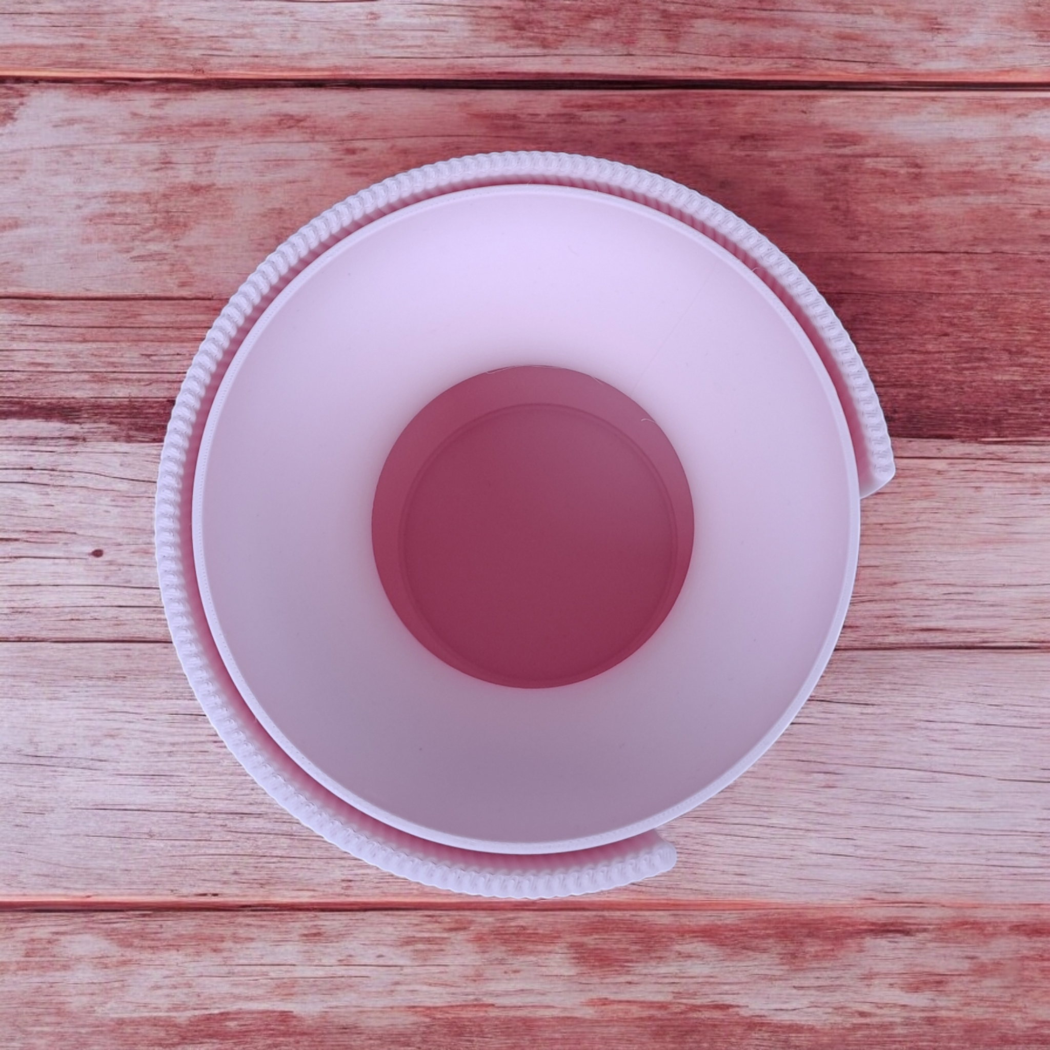 Ribbed Design Vase „Aera“ 3D print product image 3 by Deltaprints