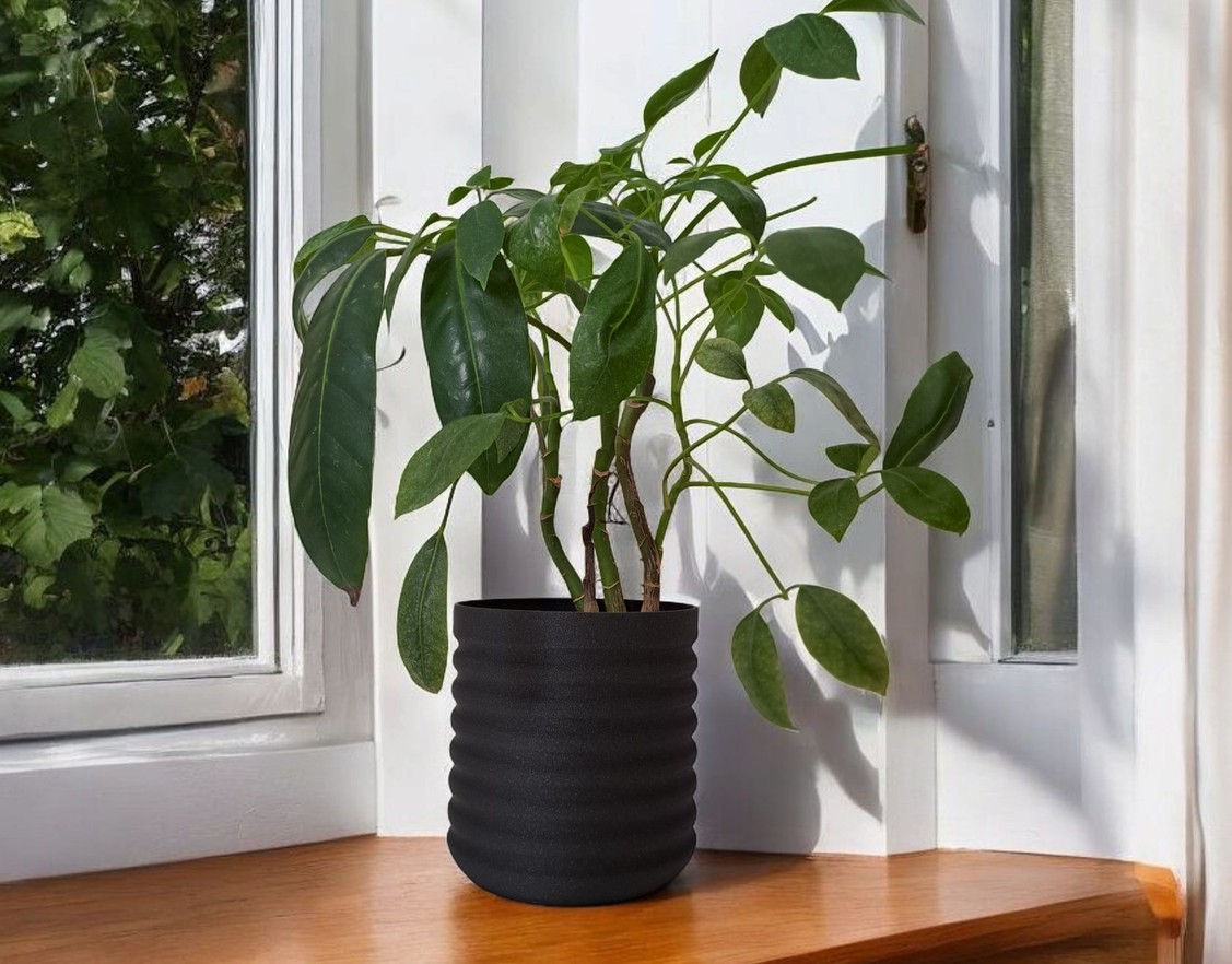 Modern Wavy Planter „RippleBloom“ commercial STL file Plants & Planters by Deltaprints