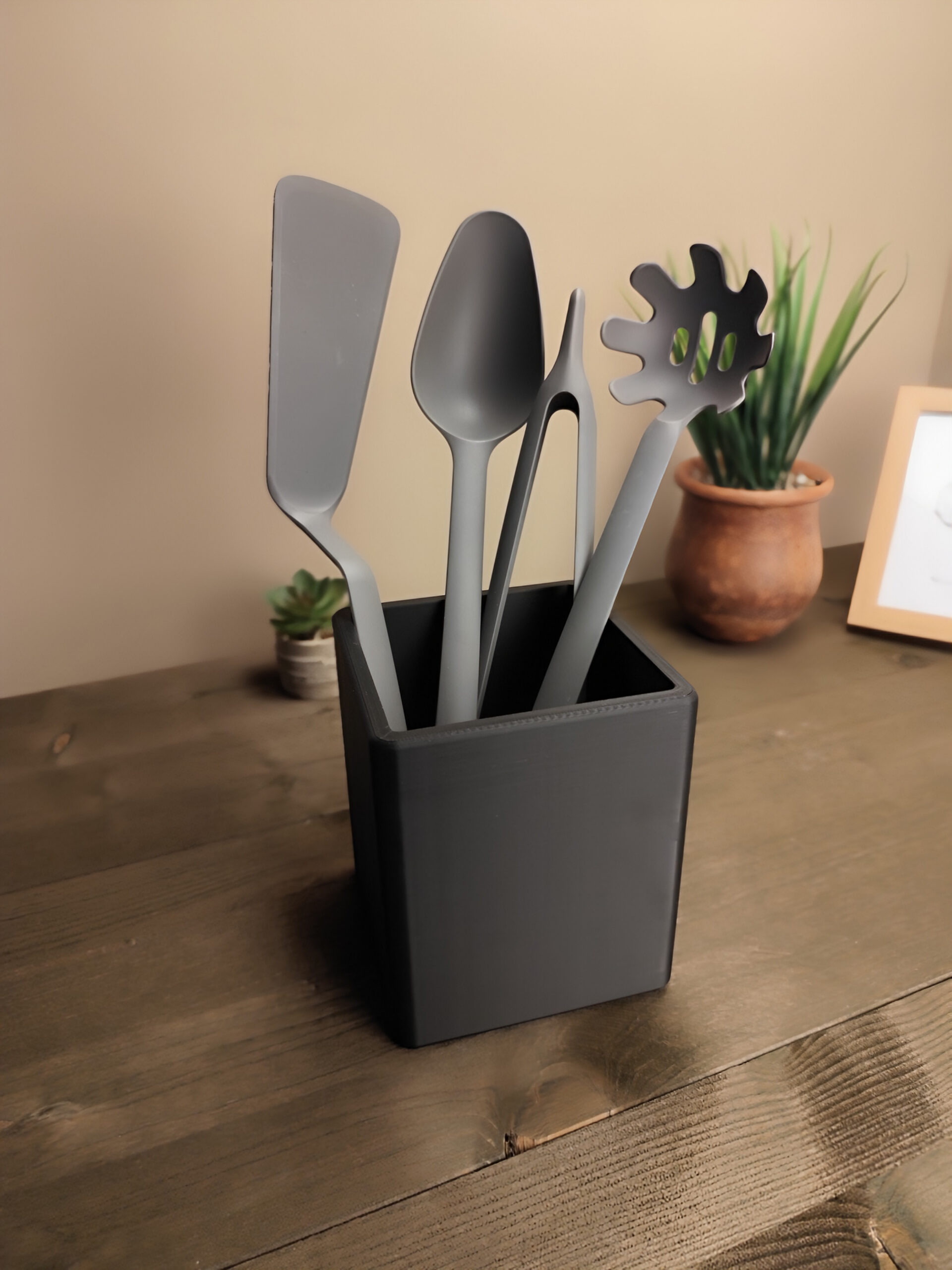 Minimalist Kitchen Utensil Holder 3D print product image 2 by Deltaprints