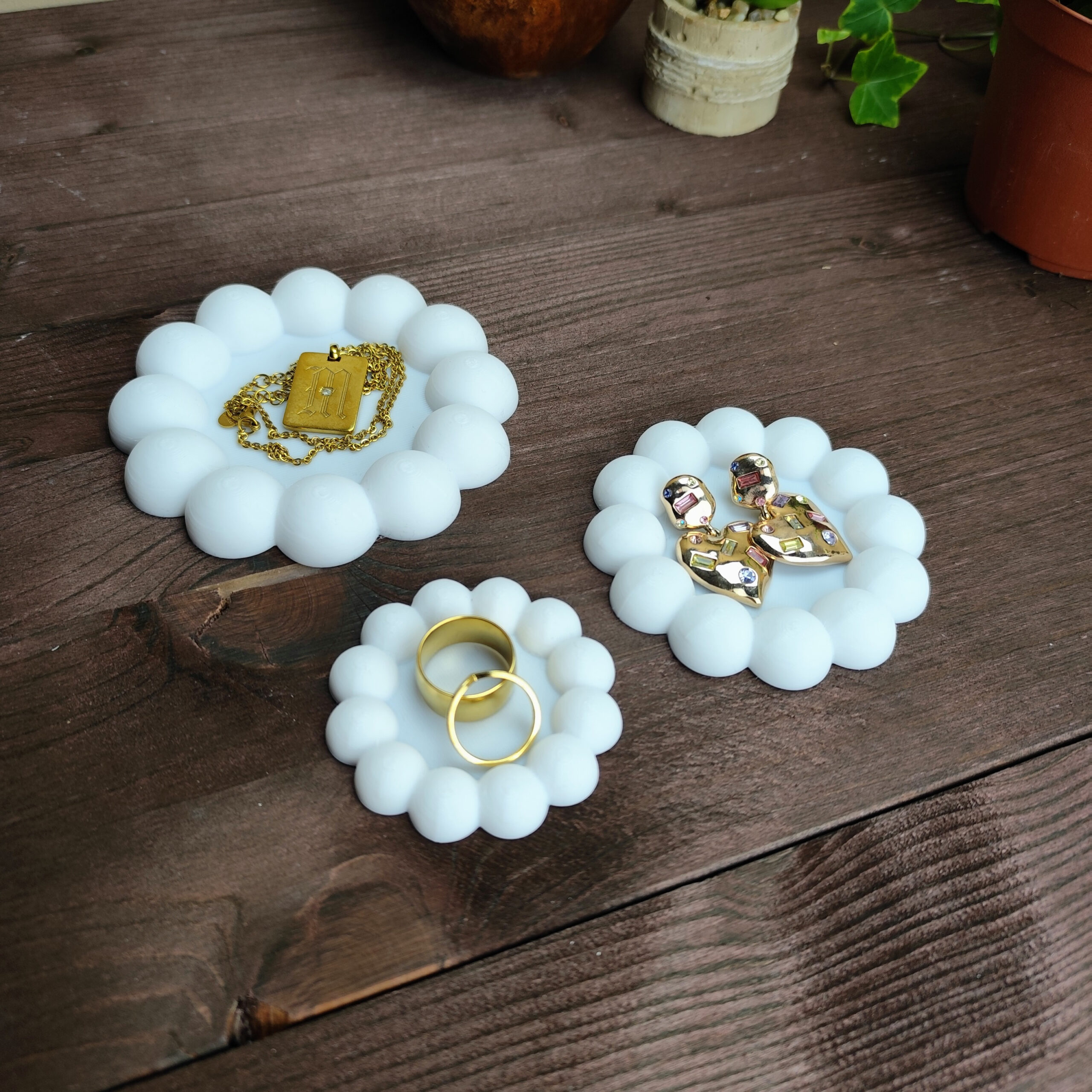 Beaded jewelry tray 3D print product image 3 by Deltaprints