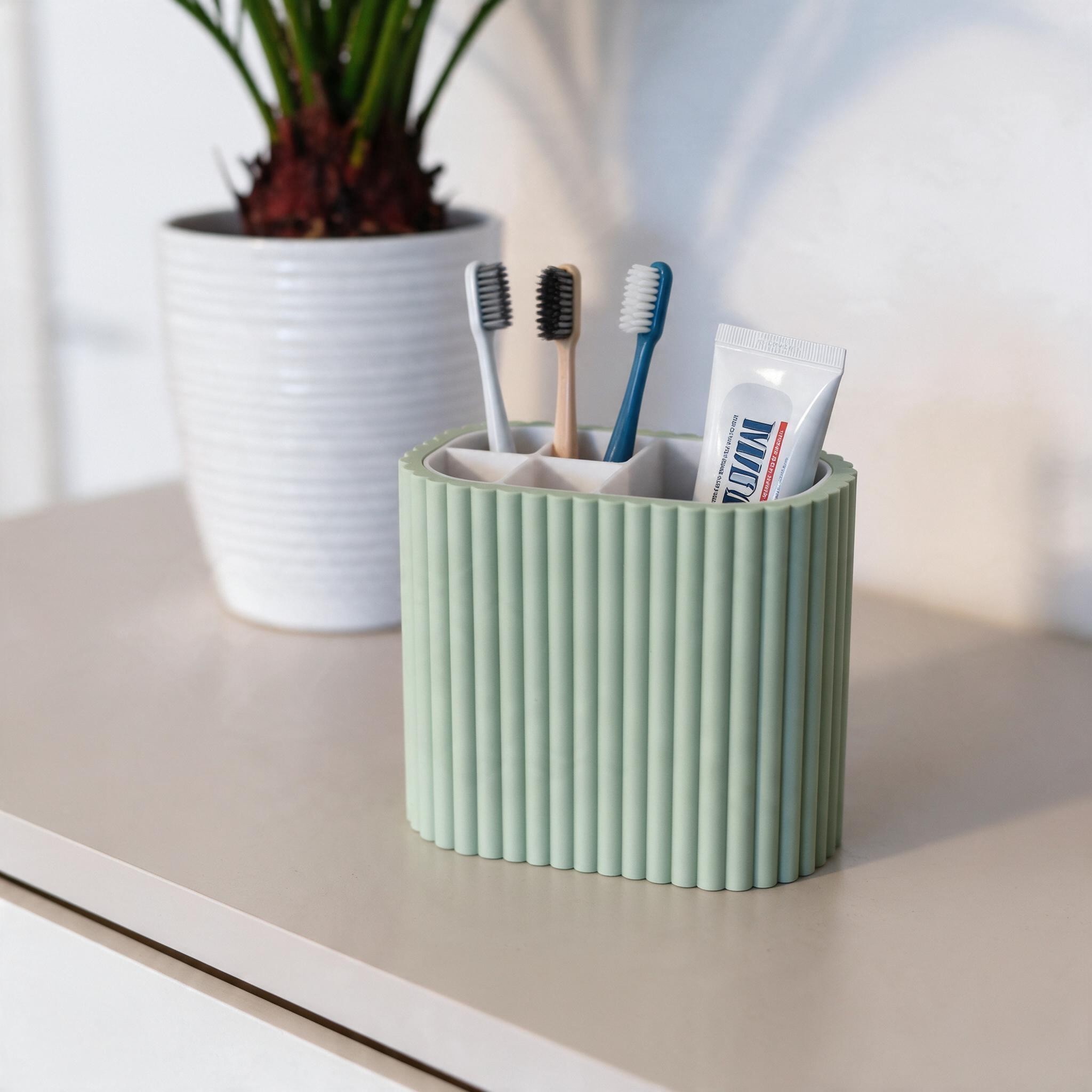 Ribbed toothbrush organizer with separate insert 3D print product image 2 by Deltaprints