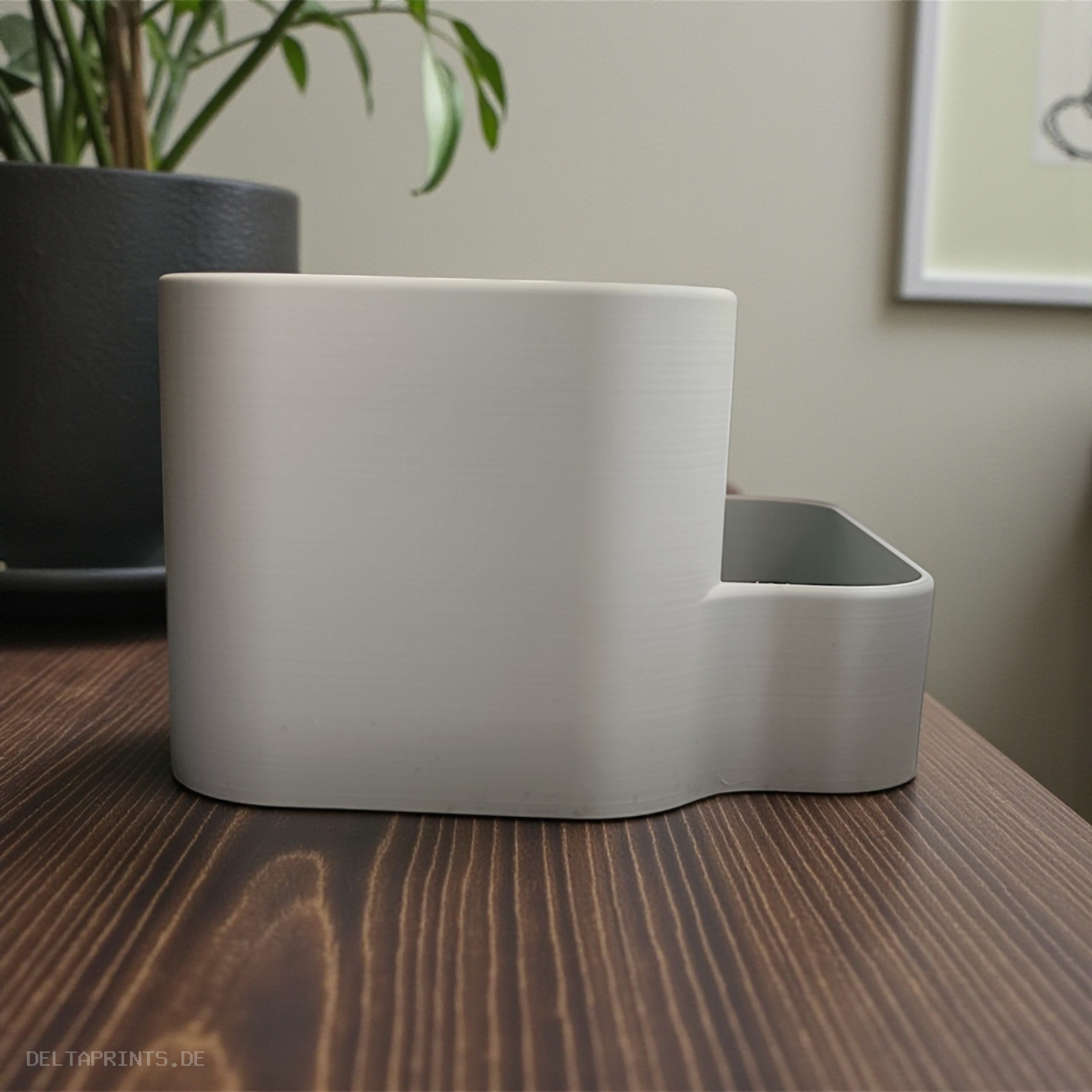 Simple & stylish curved office organizer 3D print product image 4 by Deltaprints