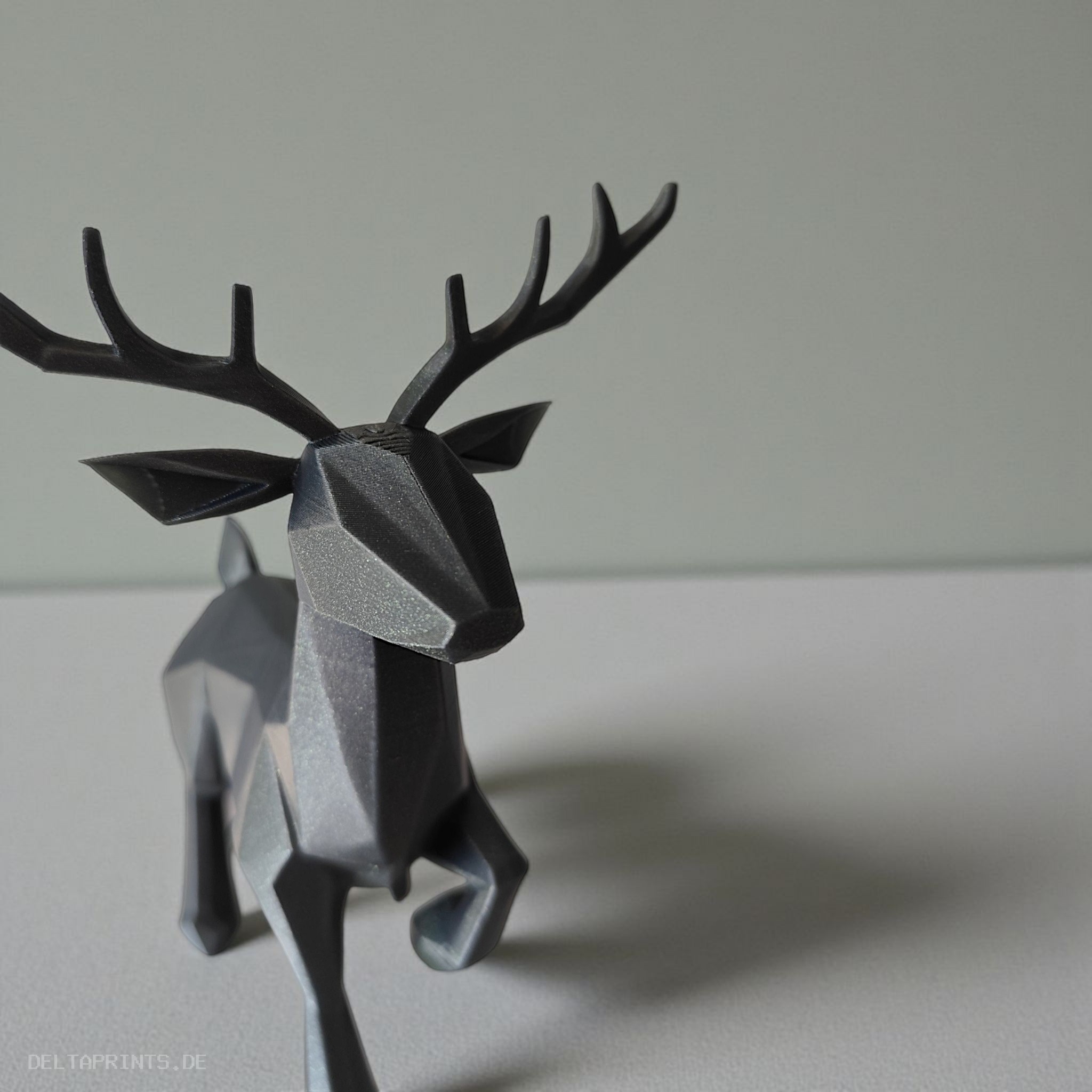 Minimalist low poly reindeer 3D print product image 4 by Deltaprints