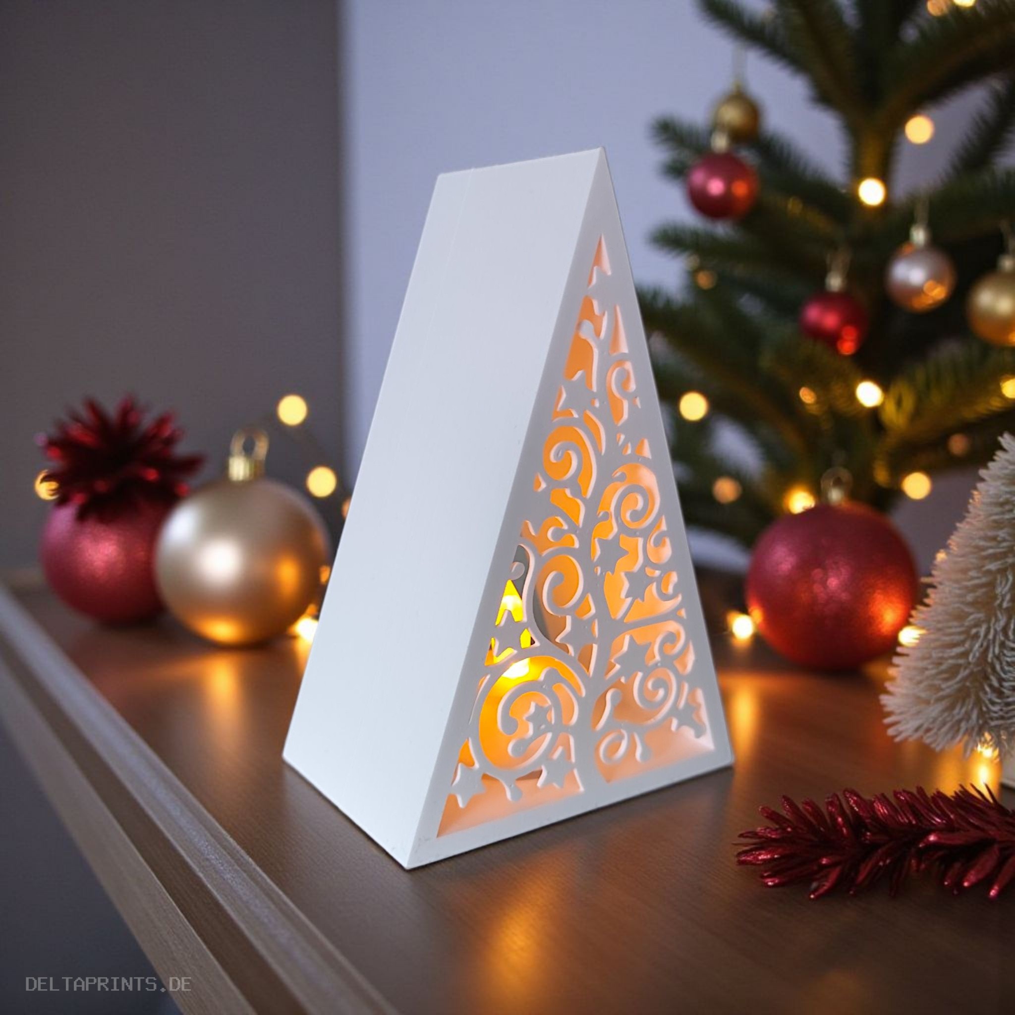 Pyramid Christmas Tree Lantern (LED Tealight) 3D print product image 3 by Deltaprints