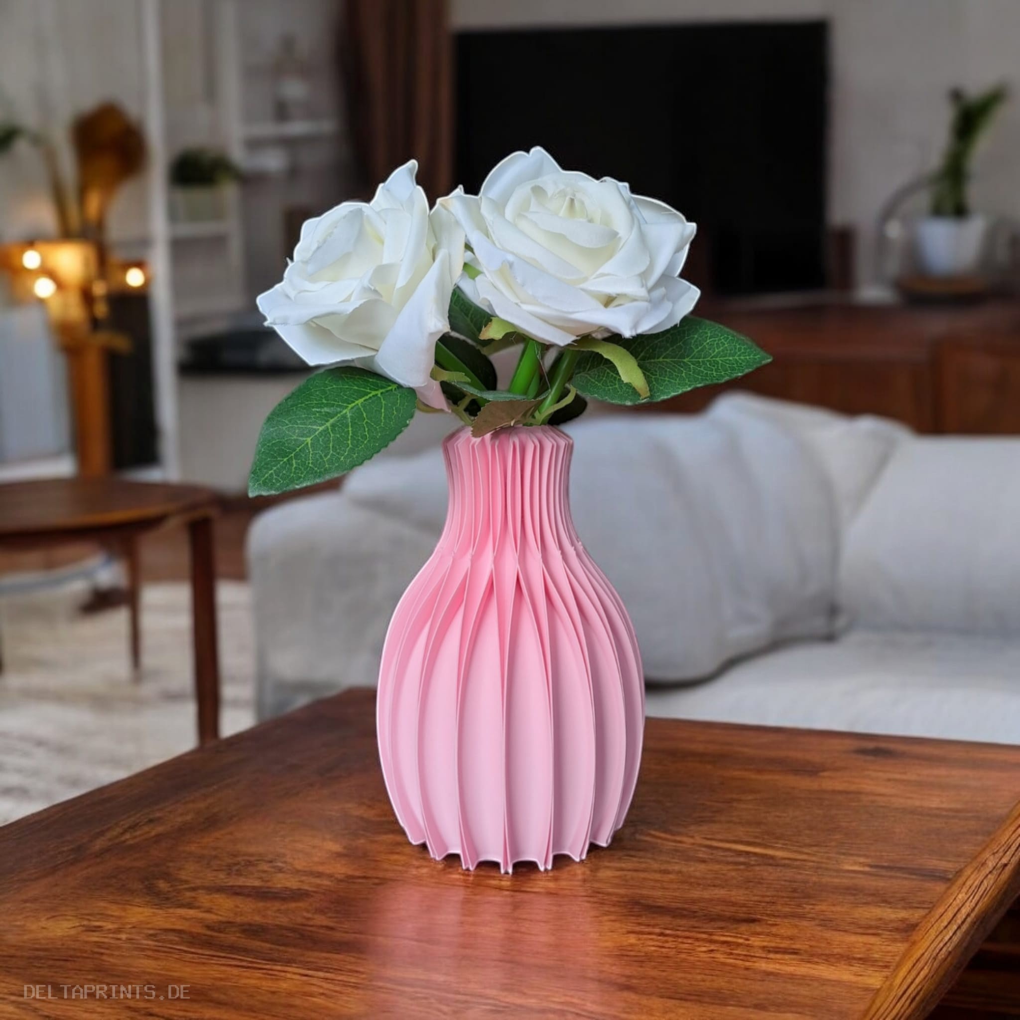 Extraordinarily shaped vase “Facetta” 3D print product image 4 by Deltaprints