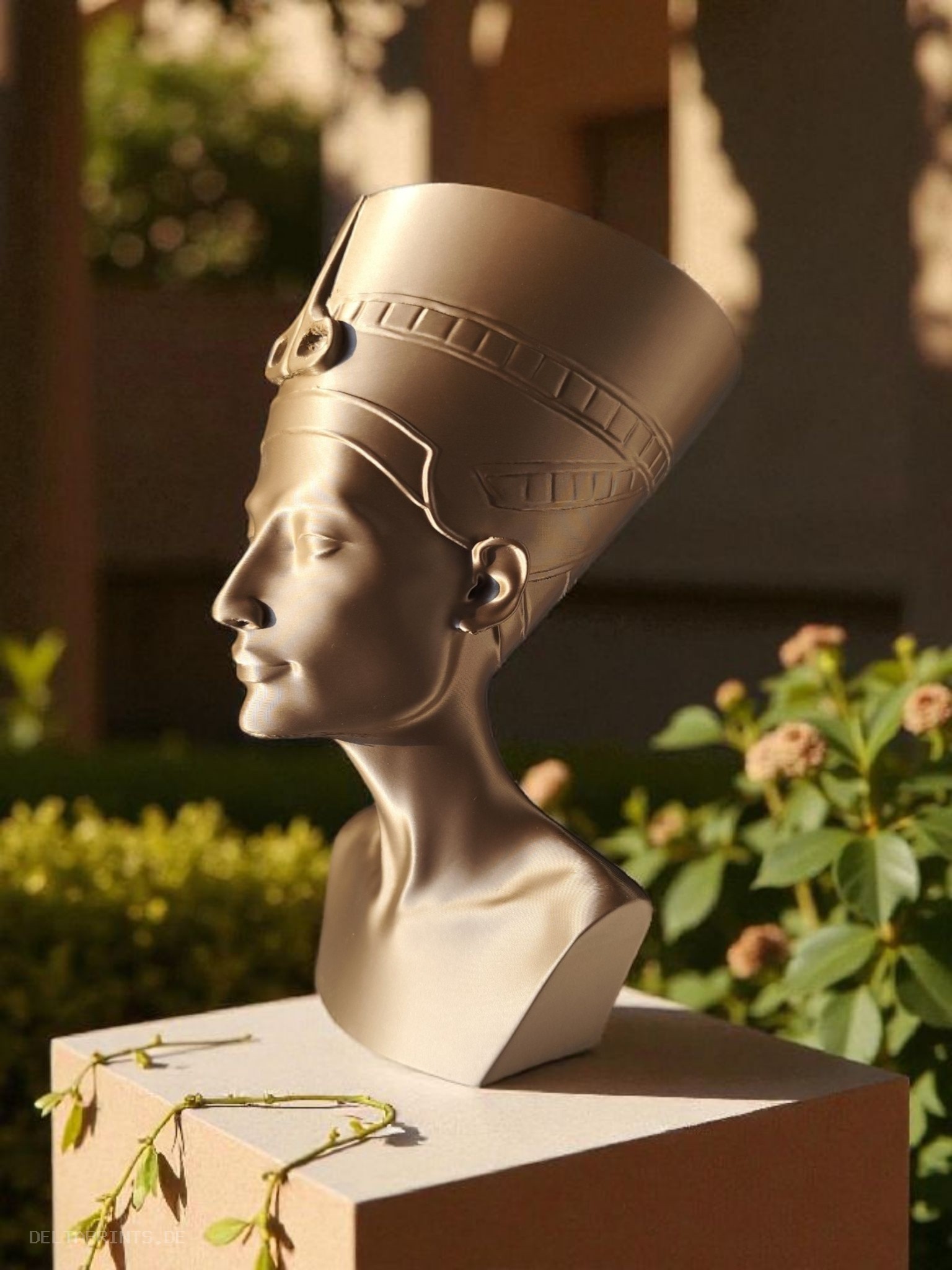 Sculpture #39 – Bust of Nefertiti 3D print product image 4 by Deltaprints