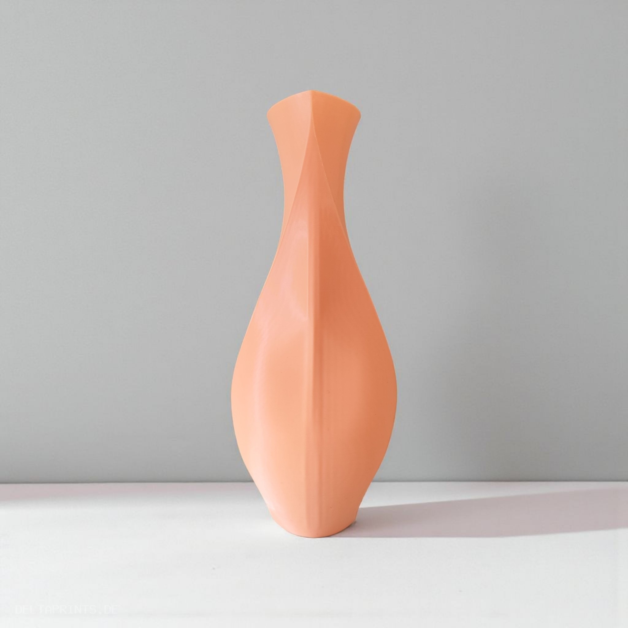 Timelessly beautiful, minimalist vase „Aura“ 3D print product image 2 by Deltaprints